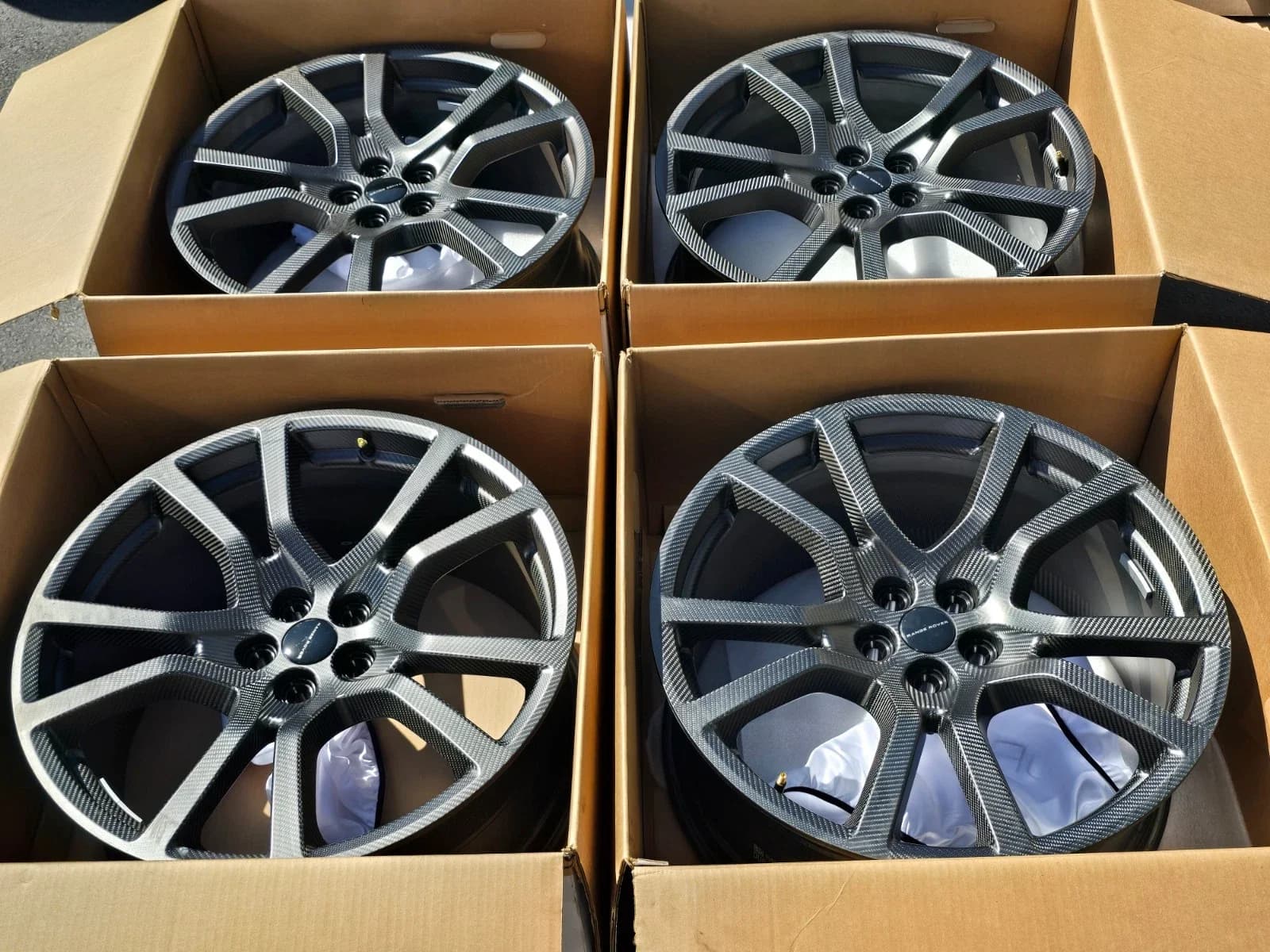RARE 23" Range Rover Sport SV staggered carbon OEM factory wheels — For parts / repair Miscellaneous